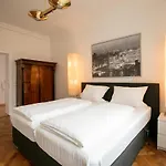 Palazzo Am Dom
